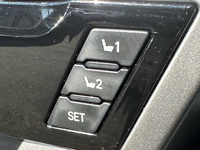 Certified 2025 Toyota Tundra Limited w/ TRD Off-Road Package AWD/4WD image 32