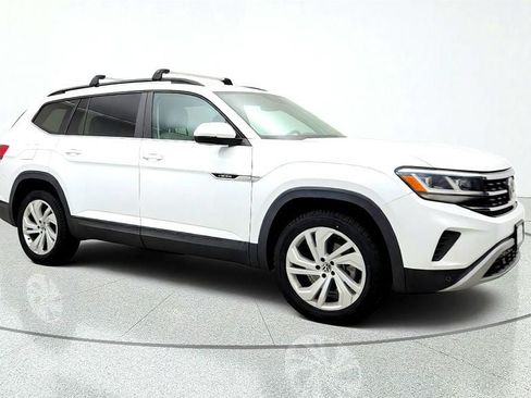 Used 2021 Volkswagen Atlas SE w/ Towing Package AWD/4WD image 3