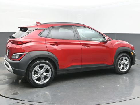 Used 2022 Hyundai Kona SEL w/ Cargo Package FWD image 8