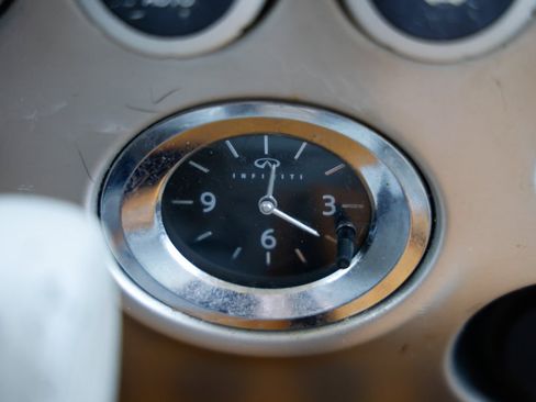 Used 2004 INFINITI QX56 RWD 4DR w/ Smart Vision Pkg image 30