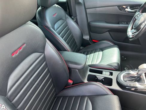 Used 2022 Kia Forte GT w/ GT2 Package FWD image 11