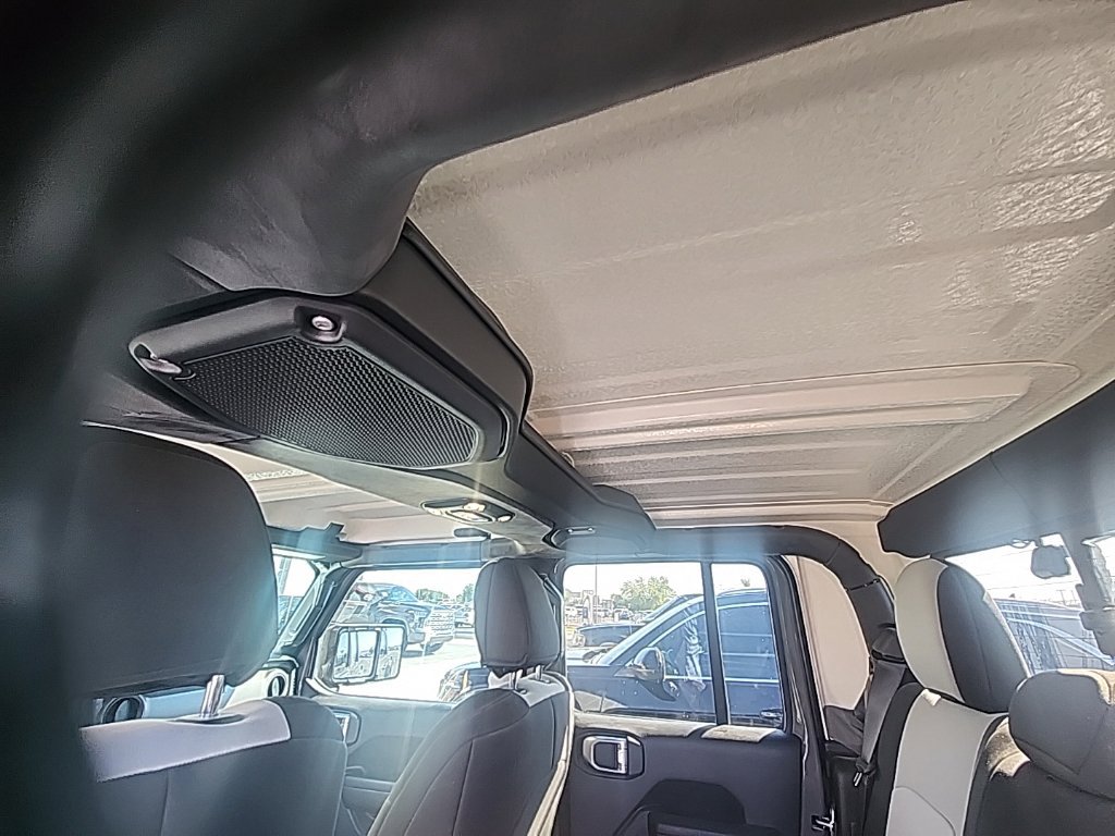 Used 2022 Jeep Gladiator Sport AWD/4WD image 11