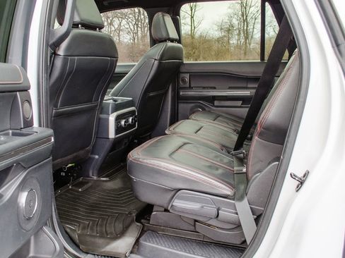 Used 2022 Ford Expedition Max Limited image 33