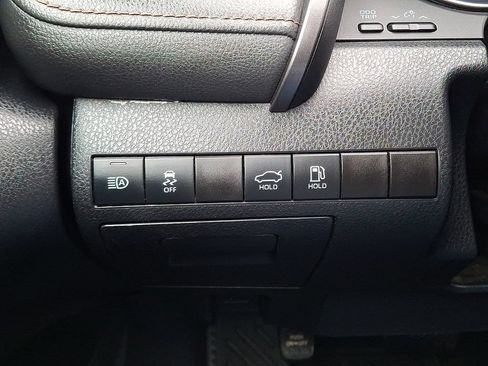 Used 2020 Toyota Camry LE FWD image 26