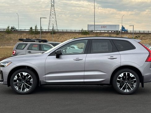 New 2026 Volvo XC60 B5 Plus w/ Climate Package image 6