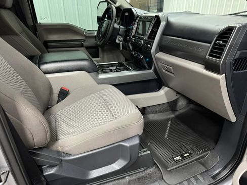 Used 2022 Ford F350 XLT w/ XLT Premium Package AWD/4WD image 15