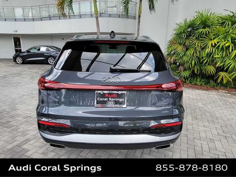 Certified 2025 Audi Q5 Premium w/ Convenience Package AWD/4WD image 7