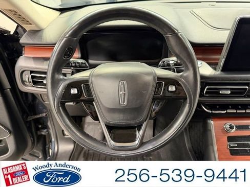 Used 2022 Lincoln Aviator Reserve w/ Elements Package Plus image 10