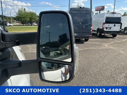 Used 2016 Ford Transit 250 130 Low Roof RWD image 10