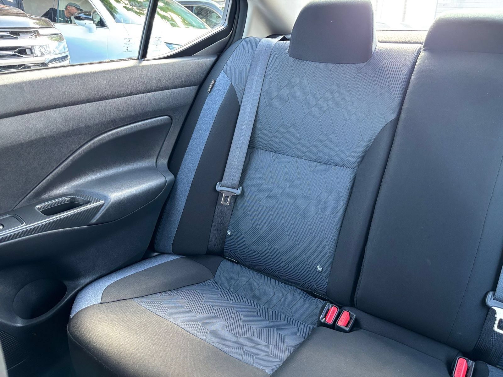 Used 2025 Nissan Versa SV FWD image 36