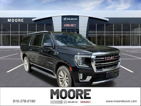 Used 2022 GMC Yukon XL SLT w/ SLT Luxury Package RWD image 1