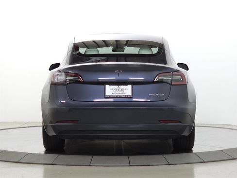 Used 2022 Tesla Model 3 Long Range AWD/4WD image 6
