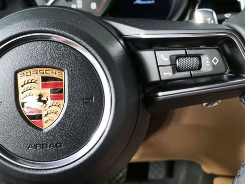 Certified 2026 Porsche Macan Turbo AWD/4WD image 11