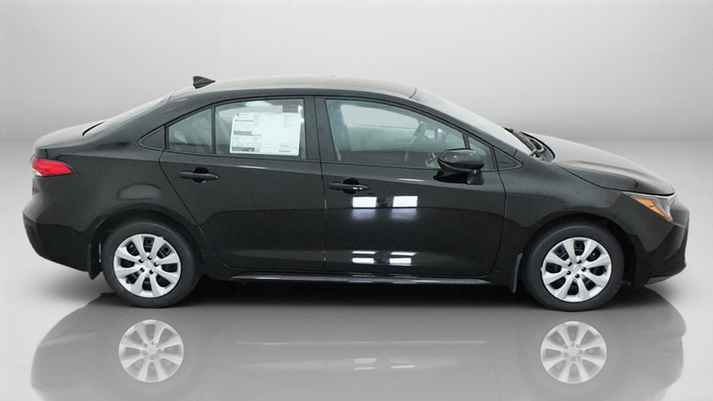 New 2027 Toyota Corolla LE FWD image 11