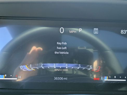 Used 2023 Jeep Grand Cherokee Overland w/ Luxury Tech Group IV AWD/4WD image 21