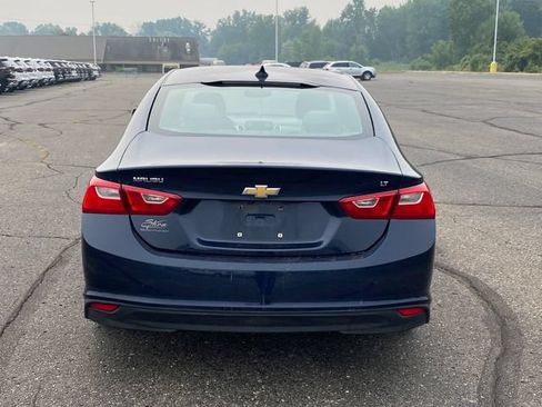 Used 2016 Chevrolet Malibu LT FWD image 13