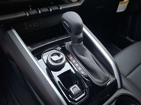 New 2026 Chevrolet Colorado Trail Boss AWD/4WD image 7