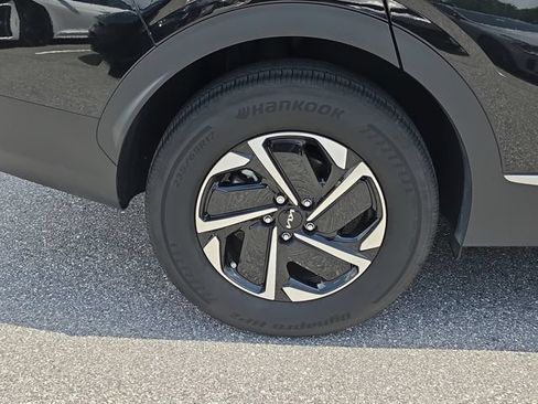 Certified 2023 Kia Sportage LX AWD/4WD image 5