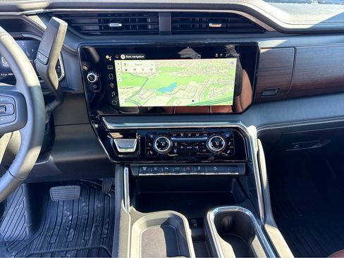 New 2026 GMC Sierra 2500 Denali Ultimate image 12