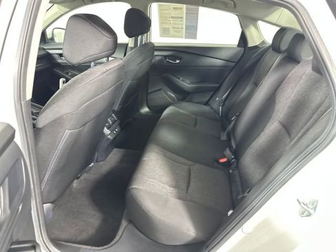 Used 2025 Honda Accord LX image 25