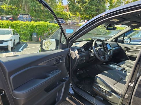 Used 2023 Honda Passport EX-L image 24