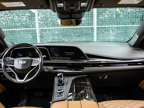 Used 2021 Cadillac Escalade ESV Sport w/ Driver Assist Tech Package image 13