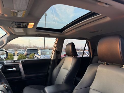 Used 2018 Toyota 4Runner SR5 image 12