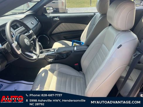 Used 2013 Ford Mustang Premium RWD image 19