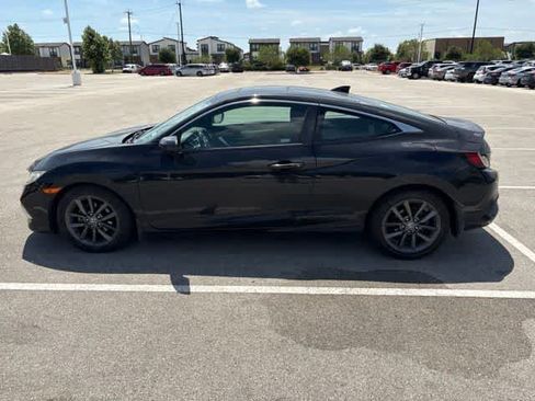 Used 2019 Honda Civic EX image 2
