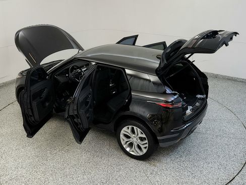 Used 2022 Land Rover Range Rover Evoque R-Dynamic SE AWD/4WD image 18