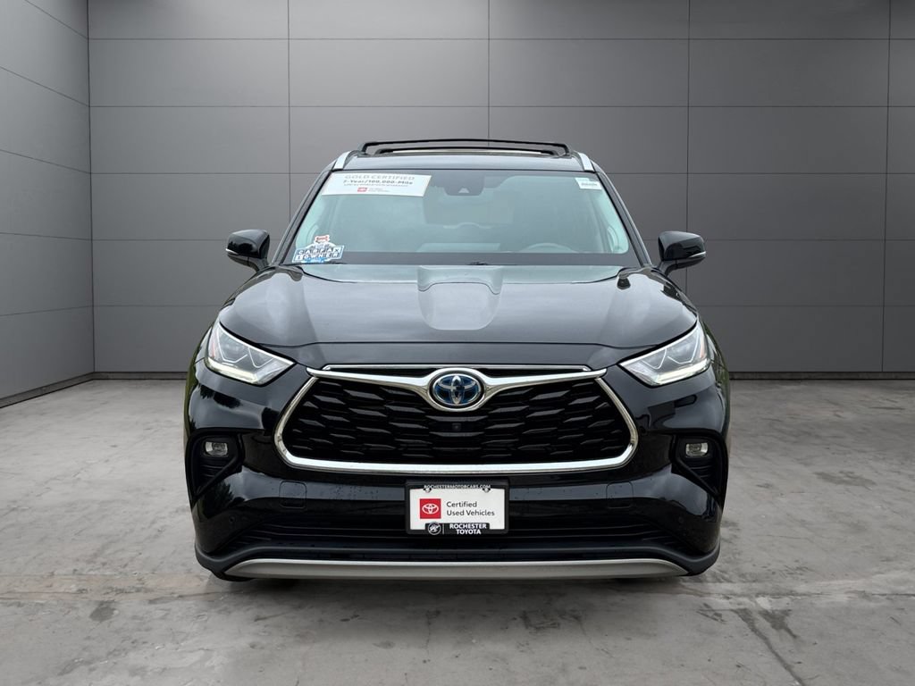 Certified 2022 Toyota Highlander Platinum AWD/4WD image 8