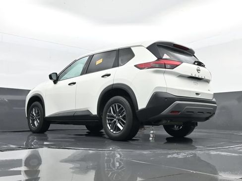 Used 2023 Nissan Rogue S AWD/4WD image 22