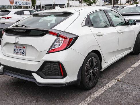 Used 2018 Honda Civic EX image 6