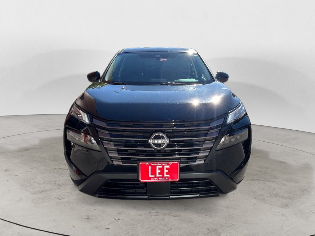 Used 2026 Nissan Rogue SV AWD/4WD image 9