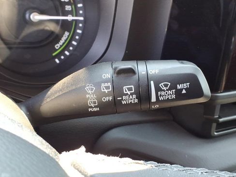 Used 2025 Jeep Wrangler Unlimited Sahara AWD/4WD image 34