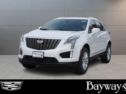 New 2026 Cadillac XT5 Luxury w/ LPO, Floor Liner Package image 1
