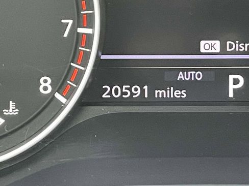 Used 2024 Nissan Pathfinder S image 25