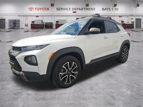 Used 2021 Chevrolet TrailBlazer ACTIV w/ Sun and Liftgate Package AWD/4WD image 3