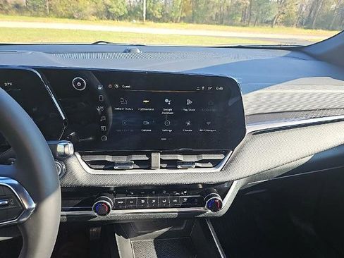 New 2026 Chevrolet Equinox LT w/ Convenience Package II image 14