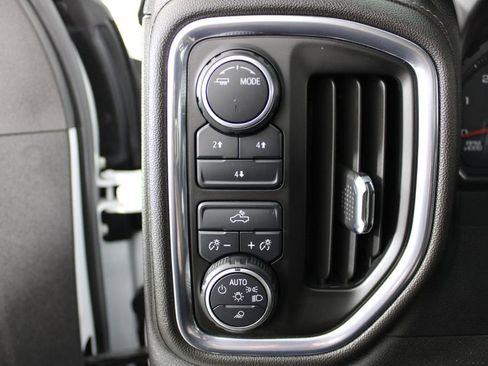 Used 2023 Chevrolet Silverado 2500 LT AWD/4WD image 21