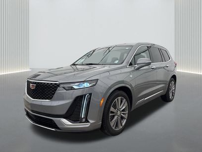 New 2025 Cadillac XT6 Premium Luxury