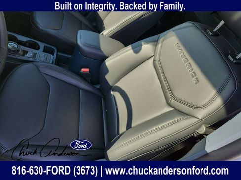 New 2025 Ford Maverick Lariat w/ Black Appearance Package AWD/4WD image 12
