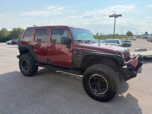 Used 2007 Jeep Wrangler Unlimited Sahara w/ Trailer Tow Group AWD/4WD image 10