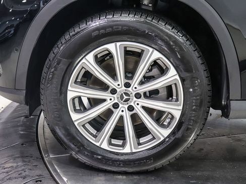 Certified 2026 Mercedes-Benz GLC 300 image 9