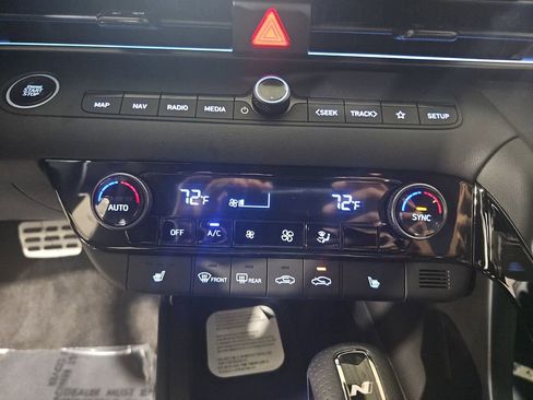 New 2026 Hyundai Elantra N FWD image 25