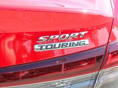 Certified 2025 Honda Civic Sport Touring image 11