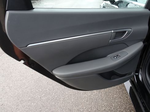Used 2023 Hyundai Sonata SEL Plus FWD image 16