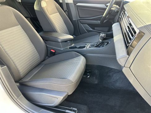 Certified 2025 Volkswagen Jetta S image 7