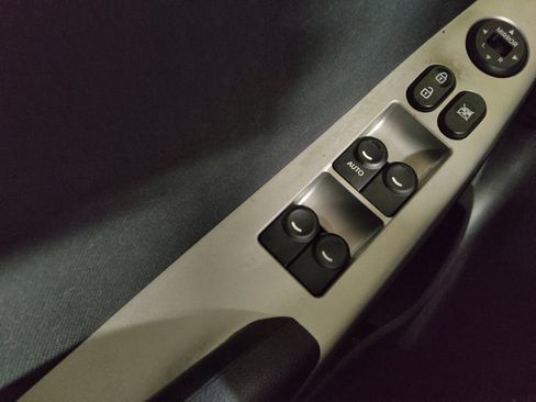 Used 2014 Hyundai Accent SE image 27