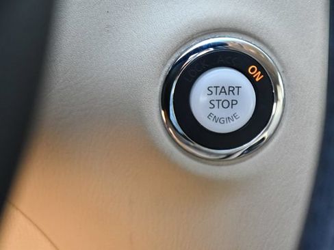 Used 2017 INFINITI QX50 AWD image 35